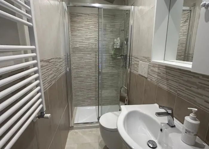 Проживание в семье Claire House